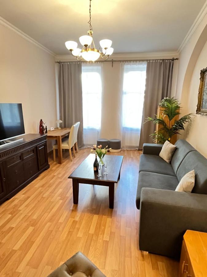 קרלובי וארי Apartment Colonnade Carlsbad מראה חיצוני תמונה